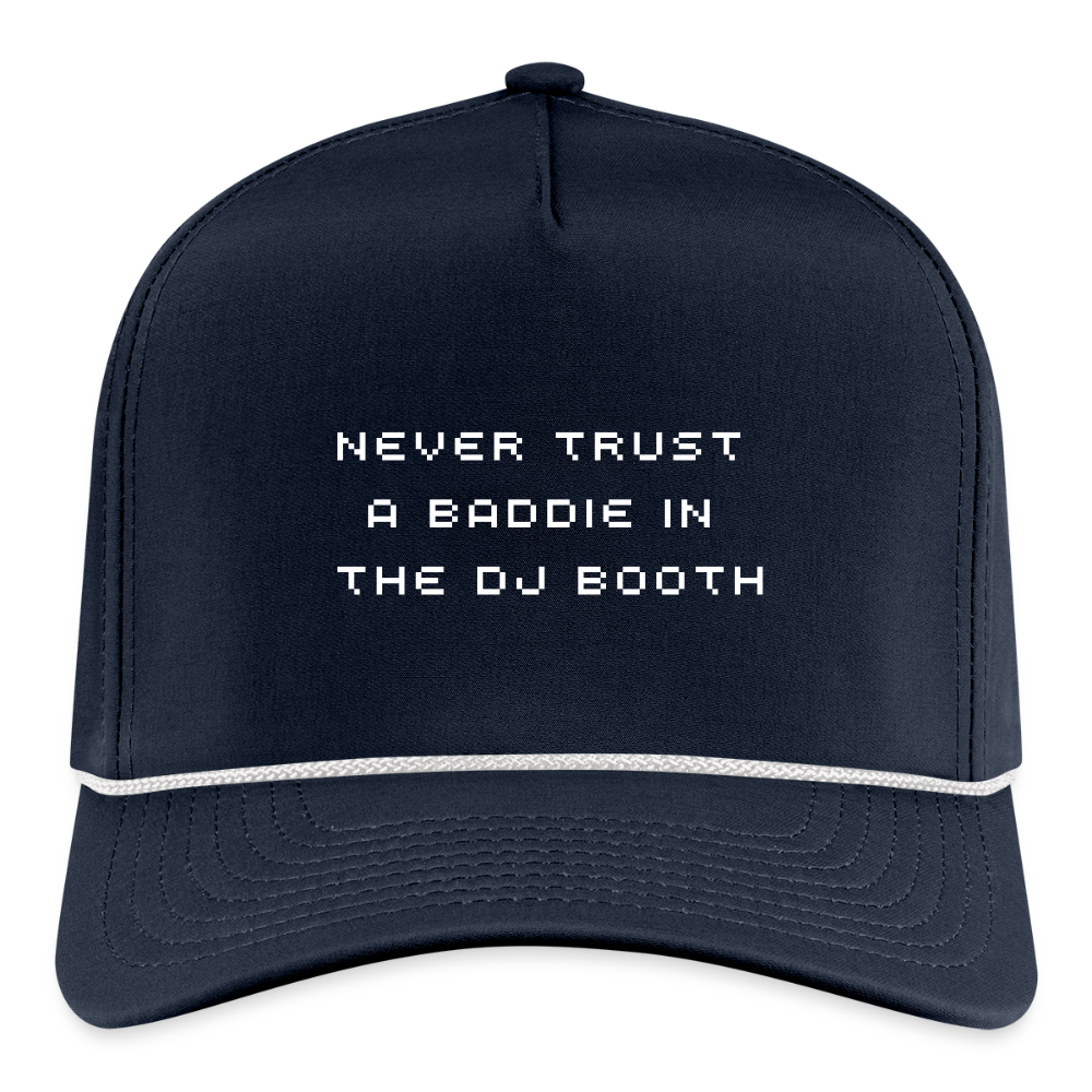 Don't Trust 'Em (Baddie) Hat - navy/white